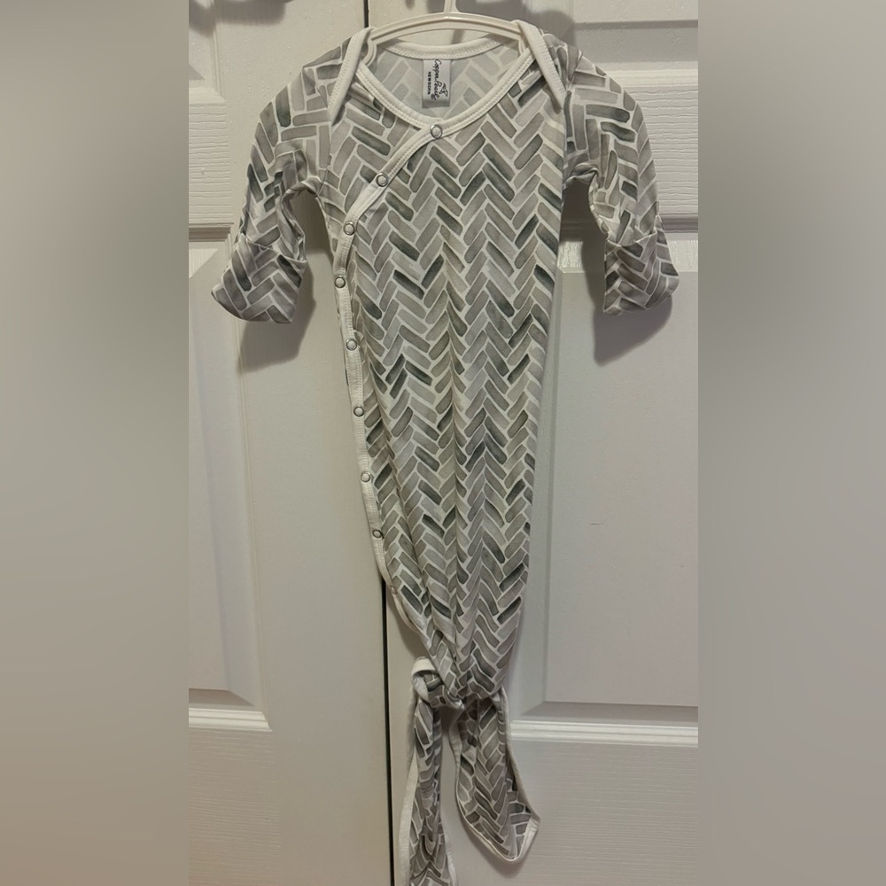 Copper Pearl newborn unisex knotted gown